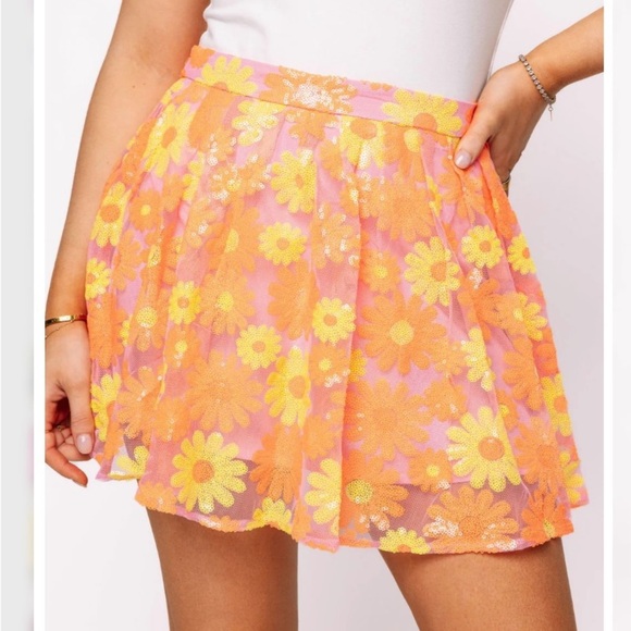 QUEEN OF SPARKLES Orange and Yellow Daisy Mini Skirt, NWOT - Picture 1 of 5